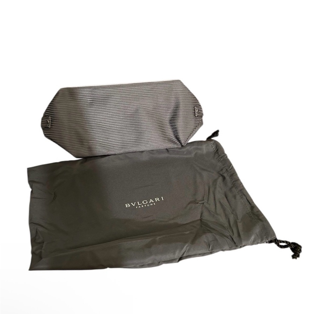 Bvlgari parfums toiletry bag come with dust bag